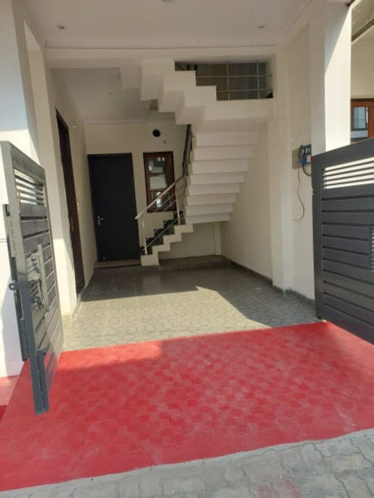 Room, arsha-madhav-greens 3 Bedroom 1650 Sq.Ft. Independent House In Gomti Nagar Lucknow 8407123