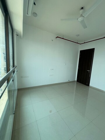 Room in 3 BHK Apartment at Adani Ten BKC, Bandra East – for Rent