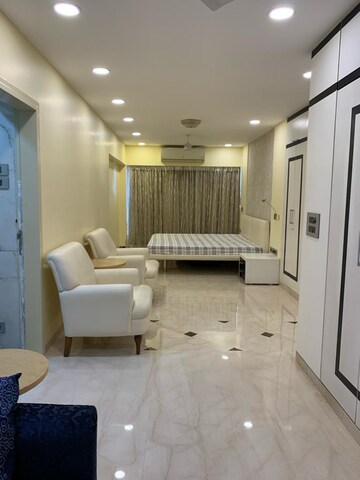 Living Room in 3 BHK Apartment at Kanti Apartments, Bandra West – for Rent