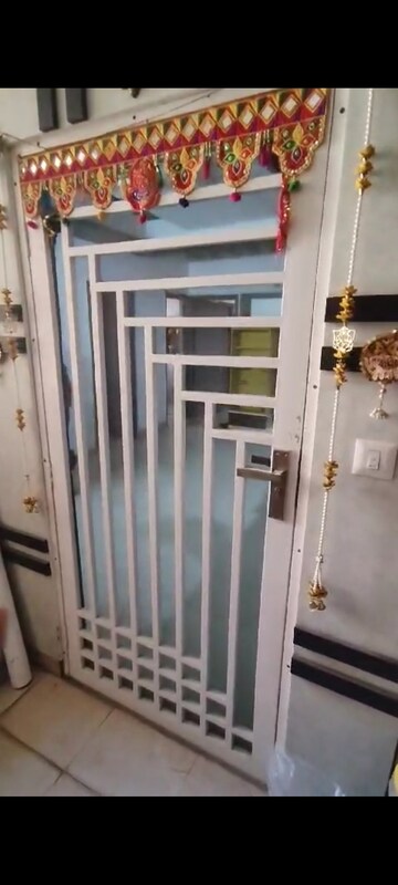 2 BHK Apartment For Rent in Vasu Fortune Residency, Raj Nagar Extension