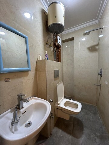 Bathroom in 1 BHK Builder Floor at Saket – for Rent