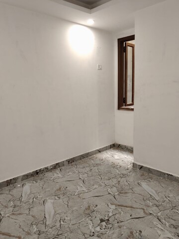 Room in 2 BHK Builder Floor at Saket – for Rent