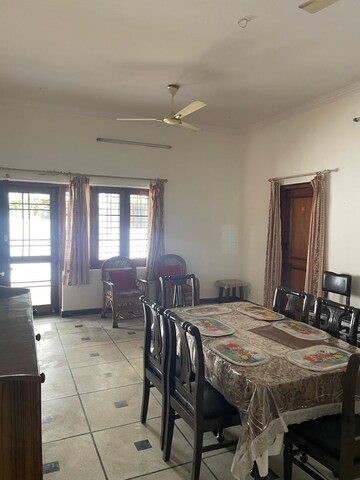 Living Room in 2 BHK Independent House at Jakhan – for Rent