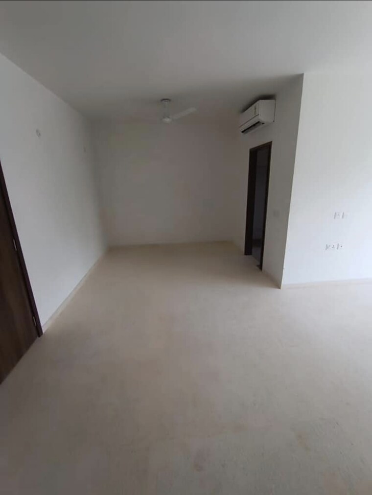 Room, dlf-gardencity-enclave 3 Bedroom 1620 Sq.Ft. Builder Floor In Sector 93 Gurgaon 8407448