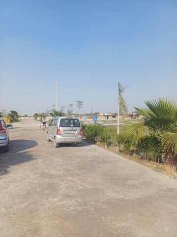  Plot For Sale in Jewar