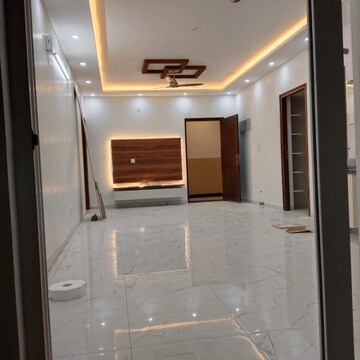 Bathroom in 3 BHK Apartment at Trendsquares Ambience, Thanisandra Main Road – for Rent