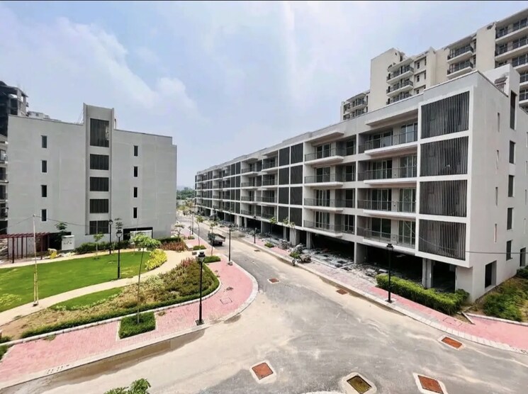 Exterior View, dlf-gardencity-enclave 3 Bedroom 1620 Sq.Ft. Builder Floor In Sector 93 Gurgaon 8407516