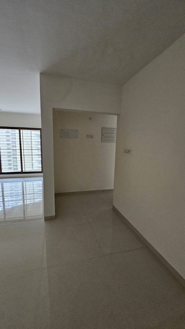 Room, acme-ozone-phase-ii 3 Bedroom 1050 Sq.Ft. Apartment In Ghodbunder Road Thane 8407638
