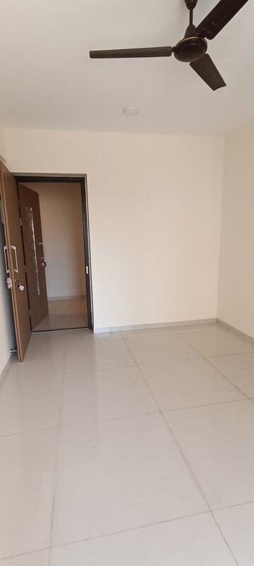 1 BHK Apartment For Rent in Godrej Nest Kandivali, Kandivali East