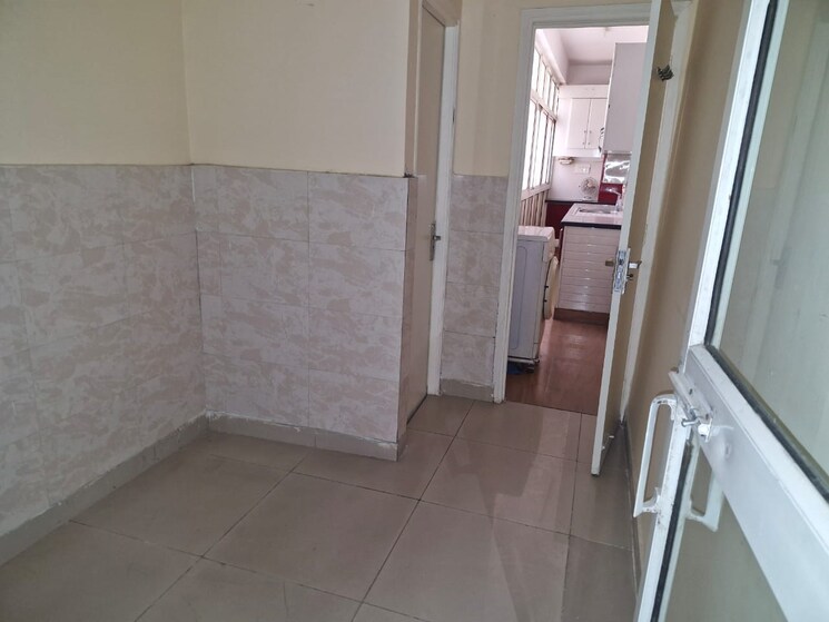 Master Bedroom, mahagun-mascot 4 Bedroom 2215 Sq.Ft. Apartment In Sain Vihar Ghaziabad 8407657