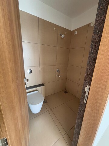 Bathroom in 3 BHK Apartment at Majestique Signature Towers, Balewadi – for Rent