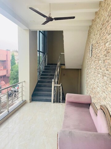 Living Room in 3 BHK Villa at Katora Talab – for Rent
