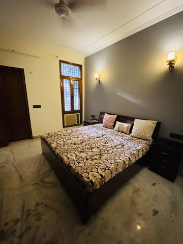 Bedroom in 3 BHK Apartment at Sector 25 – for Sale