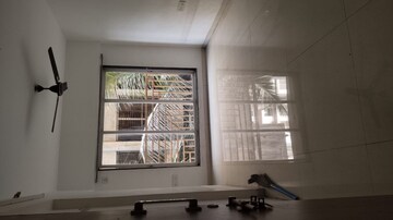 Parking in 2 BHK Apartment at Shraddha Pinnacle, Vikhroli East – for Rent