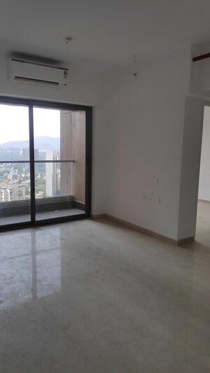 Room in 2 BHK Apartment at Kanakia Silicon Valley, Powai – for Sale