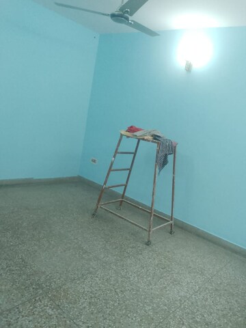 Staircase in 2 BHK Villa at Gomti Nagar – for Rent