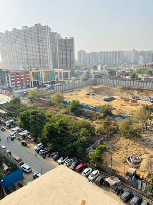 3.5 BHK Apartment – Exterior View View at Sector 41 Greater Noida - for Sale