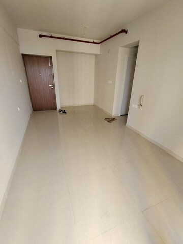 Room in 2 BHK Apartment at Rustomjee Urbania Azziano, Majiwada – for Sale