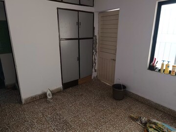 Room in 1 BHK Apartment at Satellite – for Rent