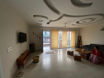 Living Room in 3 BHK Independent House at Sector 15 ii – for Rent