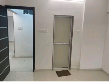 Room in 2 BHK Apartment at Tiara Hills, Mira Road – for Rent