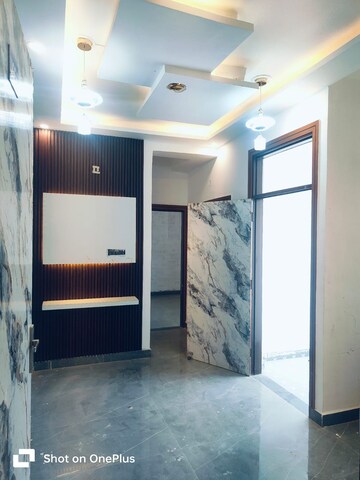 Room in 3 BHK Builder Floor at Bhajanpura – for Sale