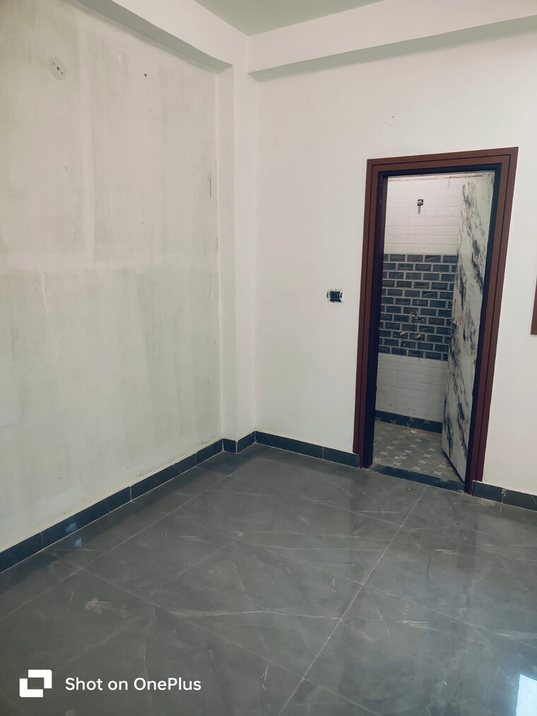 Room, bhajanpura 3 Bedroom 850 Sq.Ft. Builder Floor In Bhajanpura Delhi 8407973