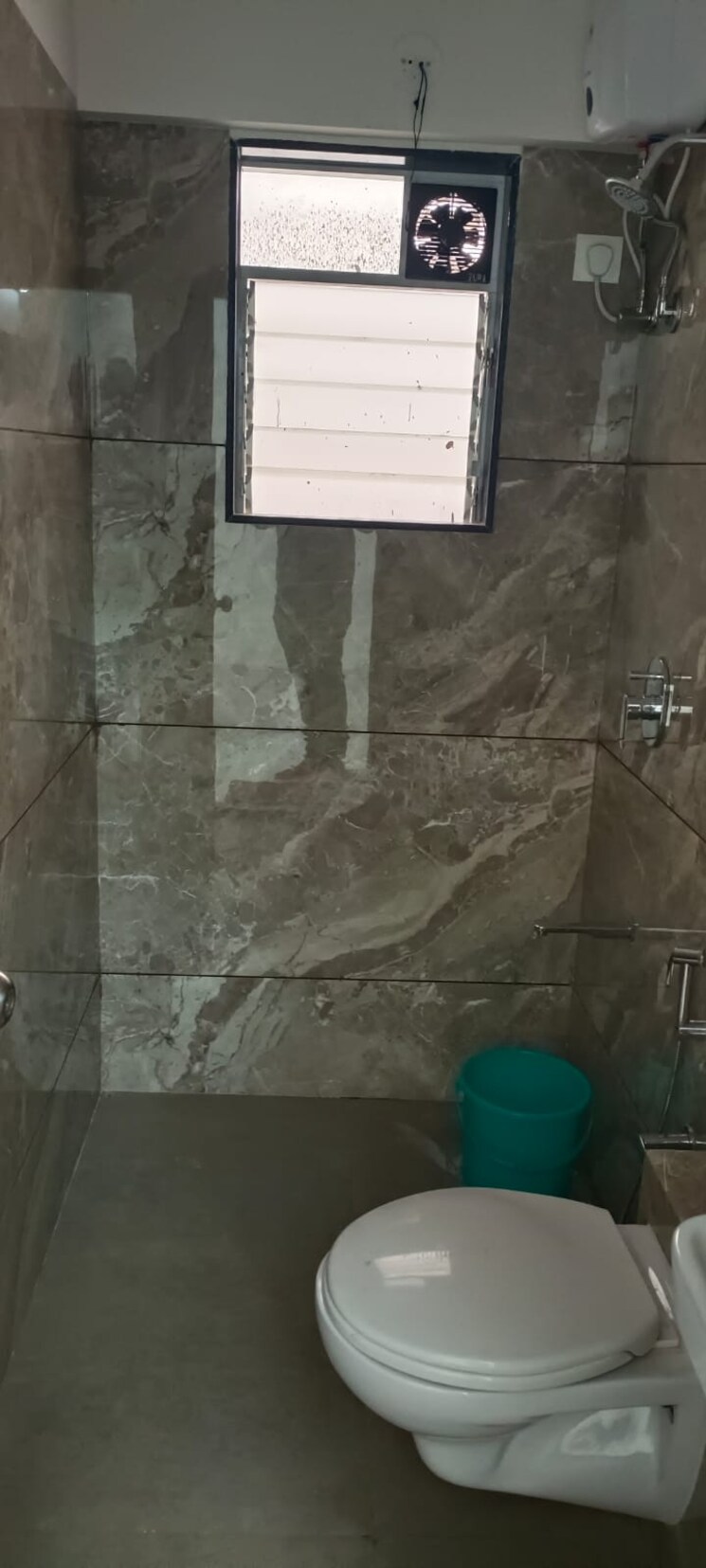 Bathroom, anuraag-apartment 2 Bedroom 612 Sq.Ft. Apartment In Santacruz West Mumbai 8407962