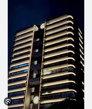 Staircase in 3 BHK Apartment at DLH Legacy, Juhu – for Sale