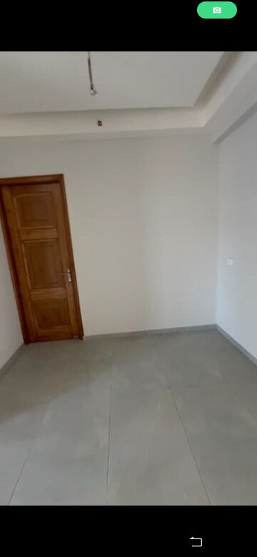 Room in 3 BHK Apartment at T Homes Phase 1, Siddharth Vihar – for Rent