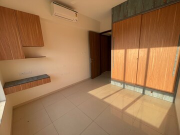 Bedroom in 3 BHK Apartment at Shapoorji Pallonji Vicinia, Powai – for Rent