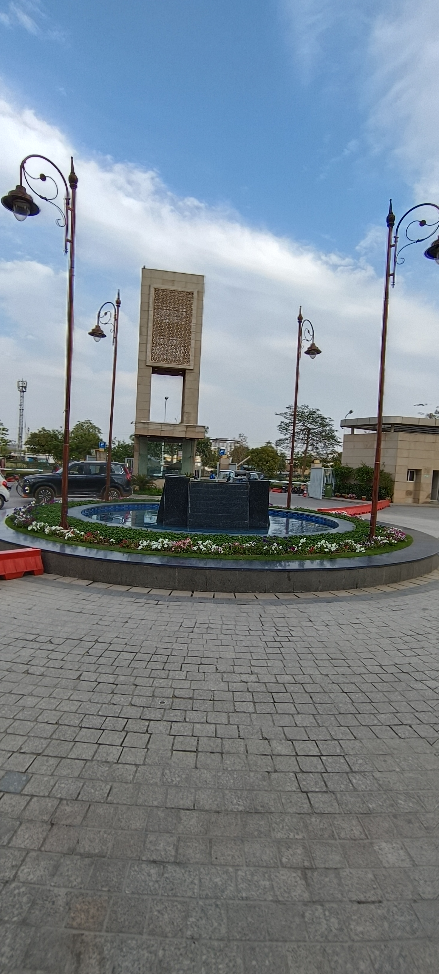 3.5 BHK + Pooja Room,Extra Room Apartment For Sale in BPTP Discovery Park