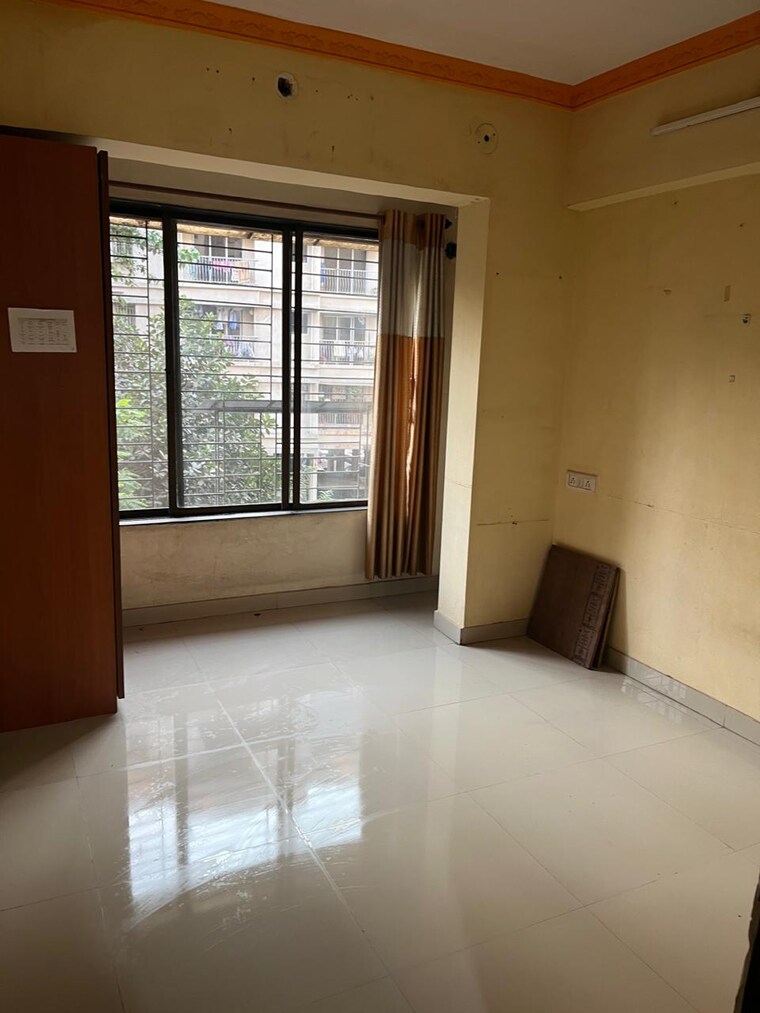 Room, laxmi-residency 1 Bedroom 580 Sq.Ft. Apartment In Dawale Thane 8408075