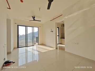 Room in 3 BHK Apartment at Godrej Golf Meadows, Poyanje – for Rent