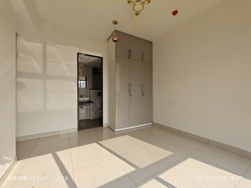 Room in 3 BHK Apartment at Godrej Golf Meadows, Poyanje – for Rent