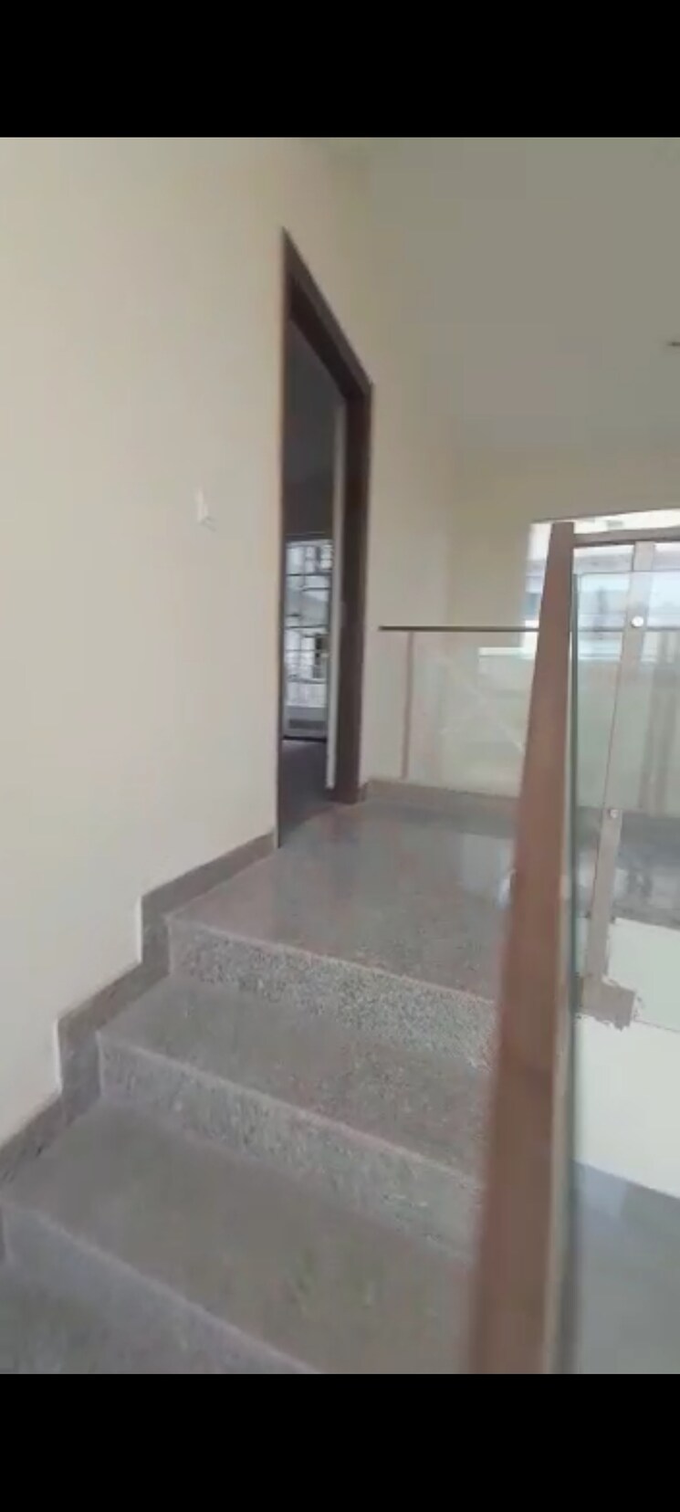 Bedroom, bptp-discovery-park 3.5 Bedroom 2800 Sq.Ft. Apartment In Sector 80 Faridabad 8408097