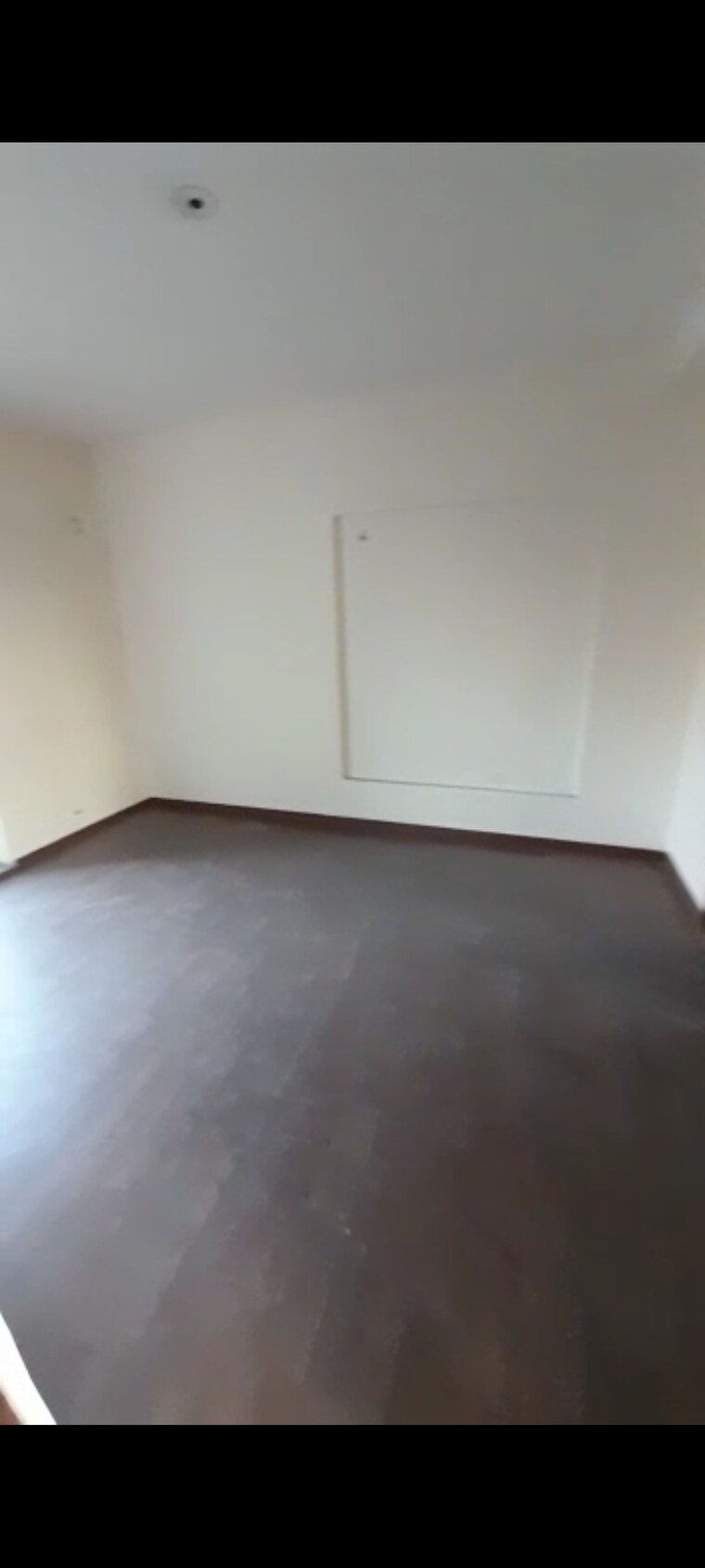 Room, bptp-discovery-park 3.5 Bedroom 2800 Sq.Ft. Apartment In Sector 80 Faridabad 8408097