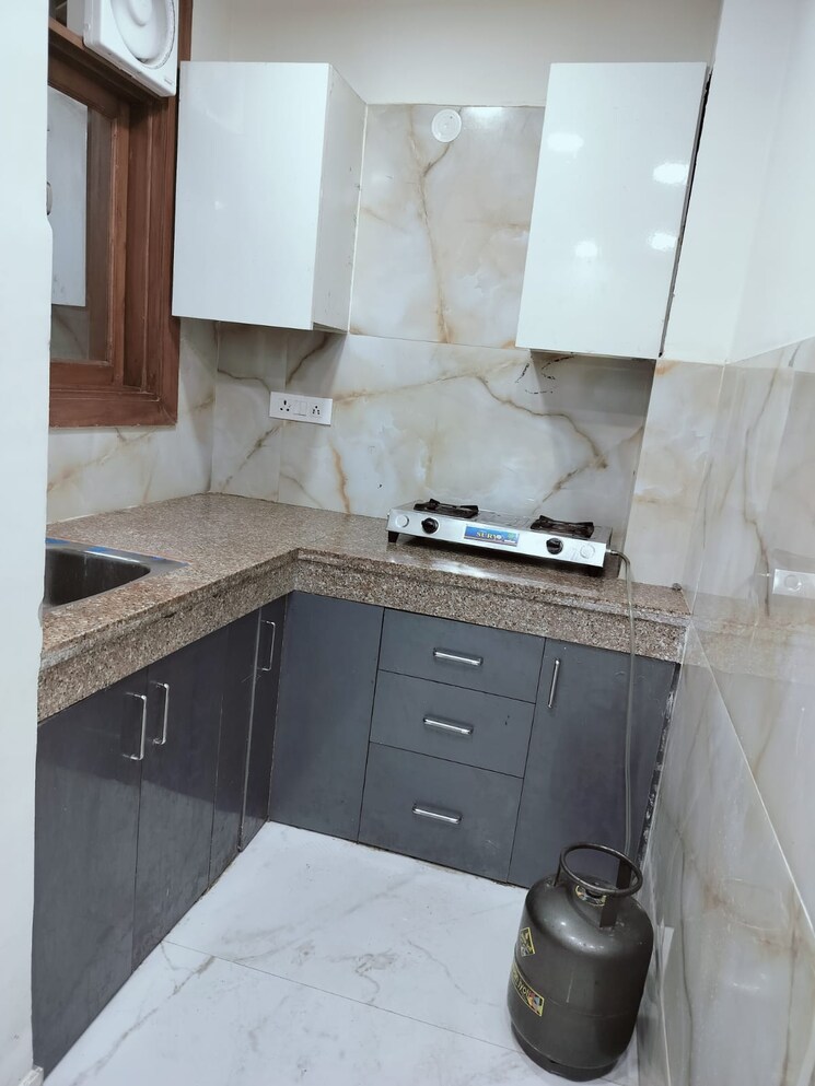 Kitchen, saket 1 Bedroom 300 Sq.Ft. Builder Floor In Saket Delhi 8408140