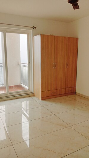 Room in 3.5 BHK Apartment at Levana Celebrity Meadows, Bagiamau – for Sale