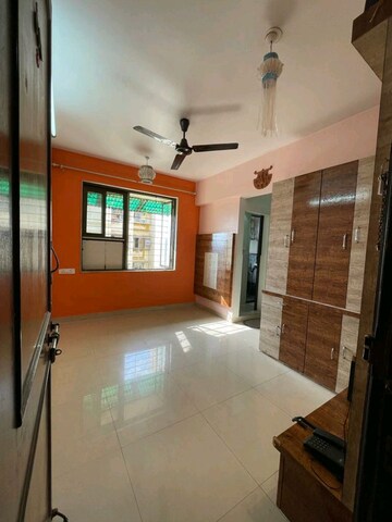Room in 1 BHK Apartment at Kukreja Sai Deep, Chembur – for Rent