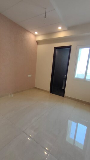 Room in 3 BHK Builder Floor at Kharar Landran Road – for Sale