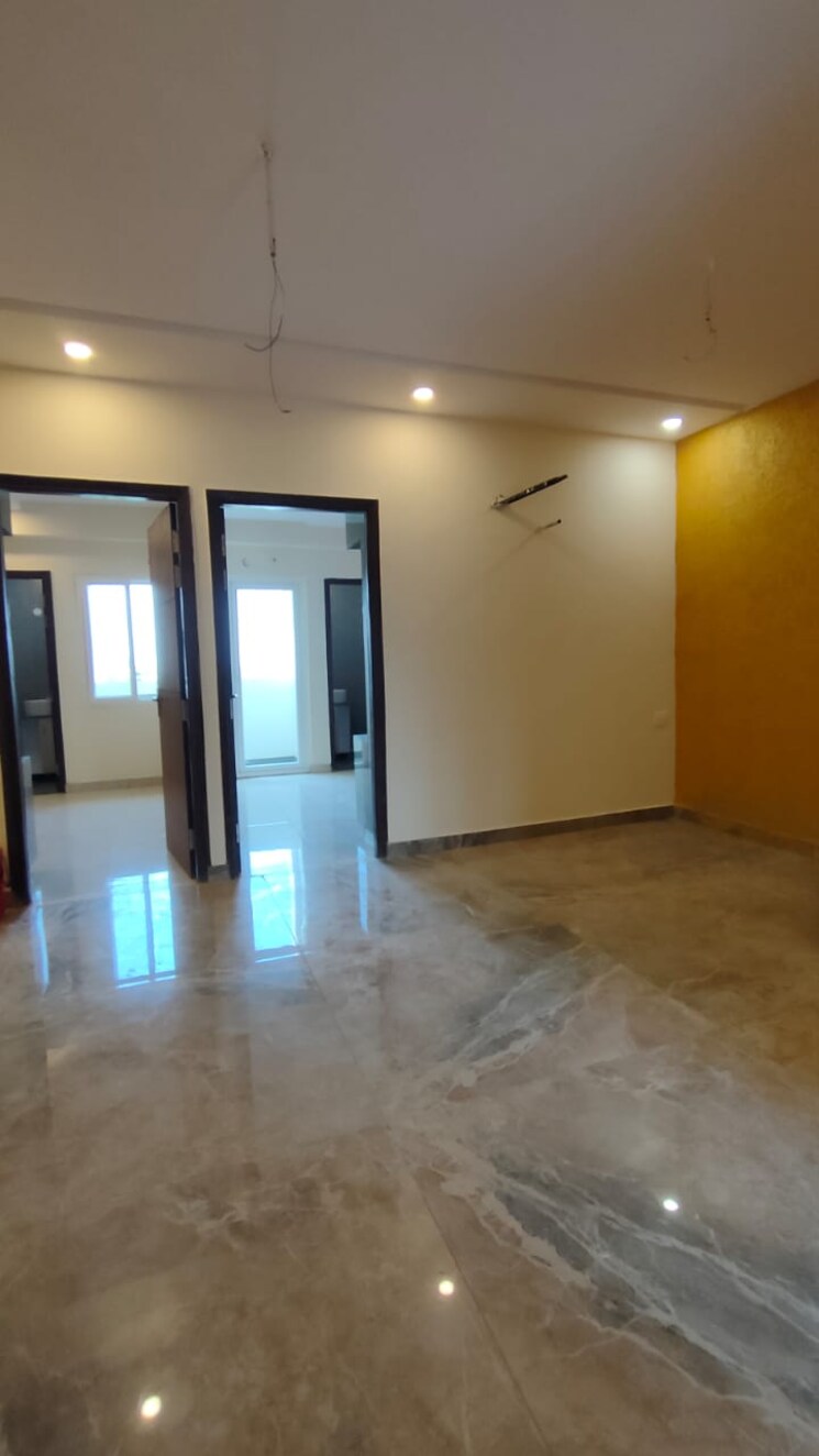 Room, kharar landran road 3 Bedroom 150 Sq.Yd. Builder Floor In Kharar Landran Road Mohali 8408206