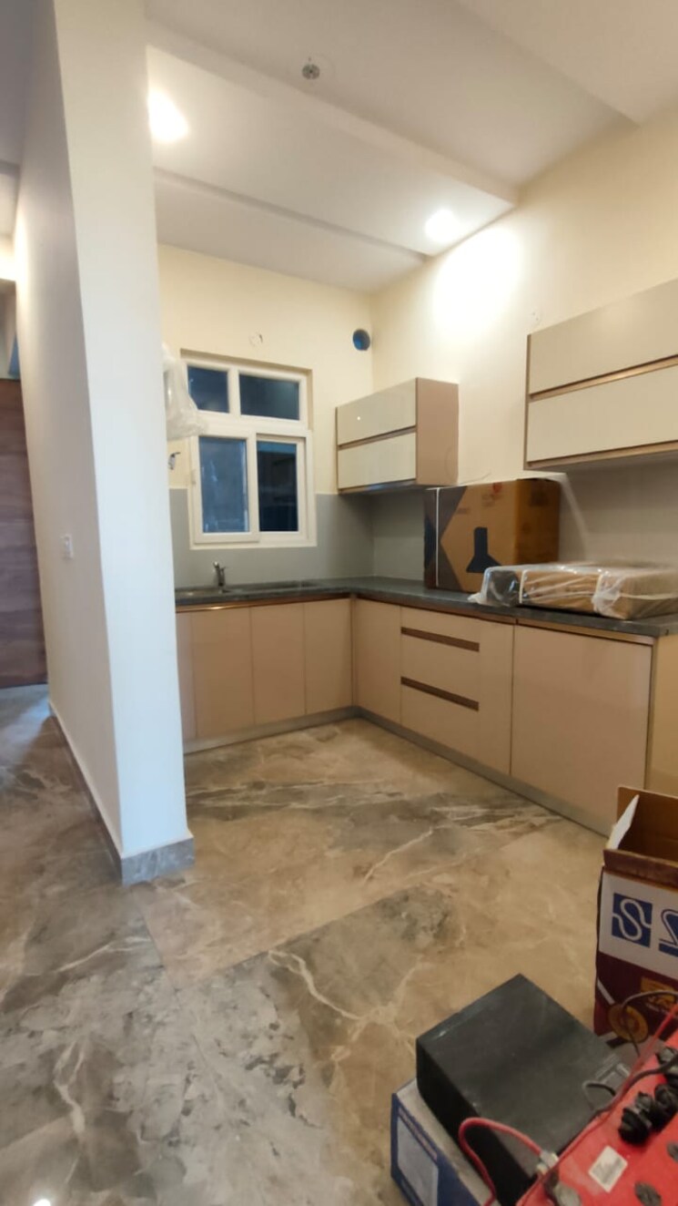 Kitchen, kharar landran road 3 Bedroom 150 Sq.Yd. Builder Floor In Kharar Landran Road Mohali 8408206
