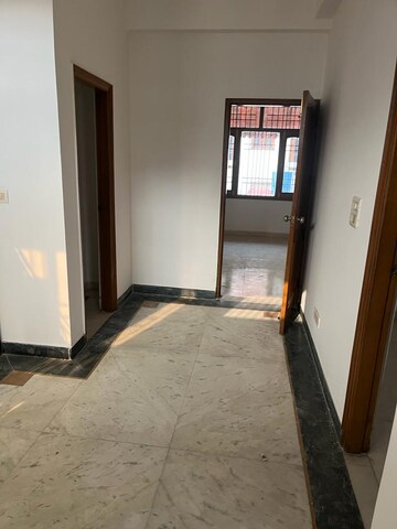 Staircase in 4 BHK Builder Floor at Sector 21 – for Rent