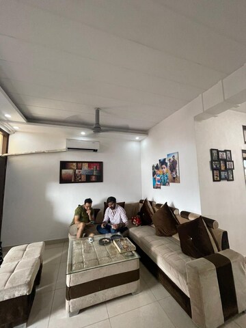 Master Bedroom in 3 BHK Villa at Guru Nanak Enclave, Dhakoli Village – for Rent