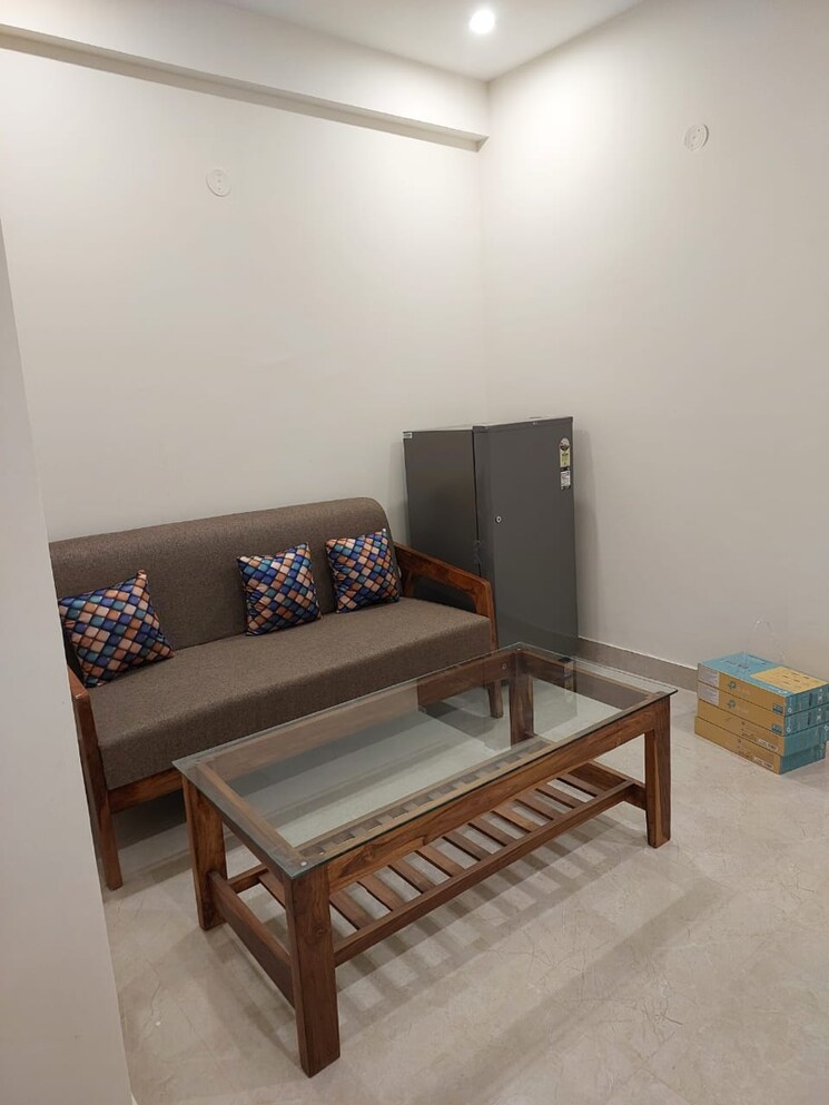 Bedroom, sector 42 1 Bedroom 880 Sq.Ft. Builder Floor In Sector 42 Gurgaon 8408400