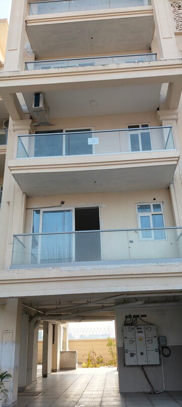 2.5 BHK Builder Floor – Exterior View View at Smart World Gems, Sector 89 - for Rent