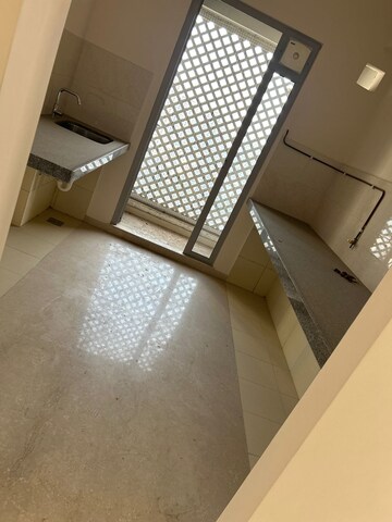 Furnished Amenities in 3 BHK Apartment at Kalpataru Parkcity, Kolshet Road – for Sale