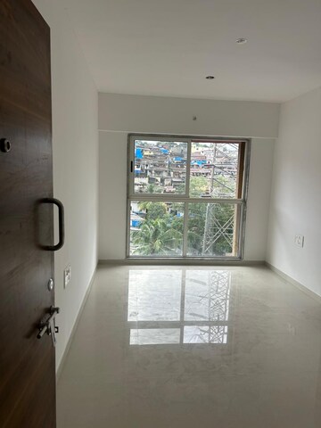 Room in 1 BHK Apartment at Marathon Neo Homes New Phase, Bhandup West – for Rent