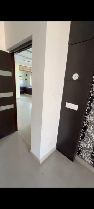 Staircase in 3 BHK Apartment at Gomti Nagar – for Rent